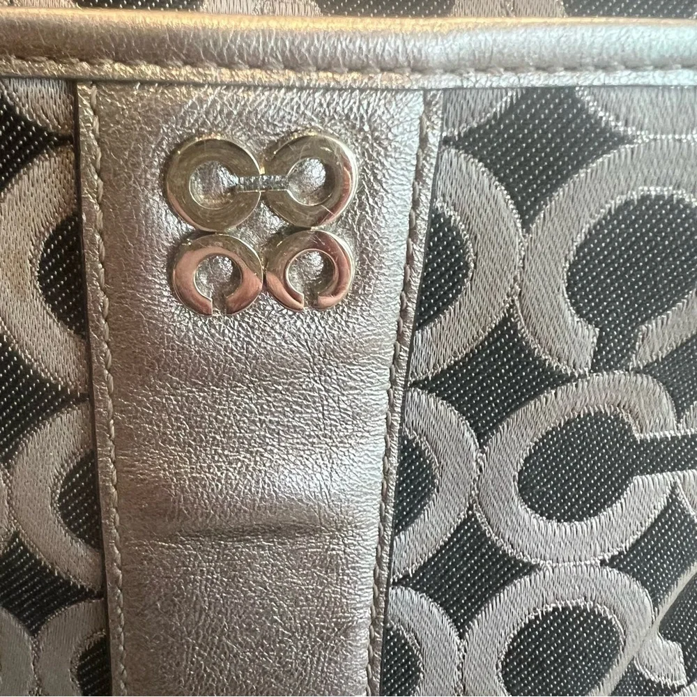 Coach Pop Art Crossbody Bag - EUC - Picture 2 of 10